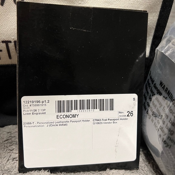 Retirement gift package 🎁 CAN SEPARATE ITEMS, just lmk if interested :) - Picture 4 of 11